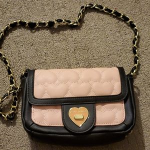 Betsey johnson crossbody bag